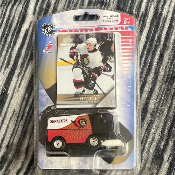 2005-06 Upper Deck Collectibles Diecast Zamboni NEW Dany Heatley Ottawa Senators - Picture 1 of 3